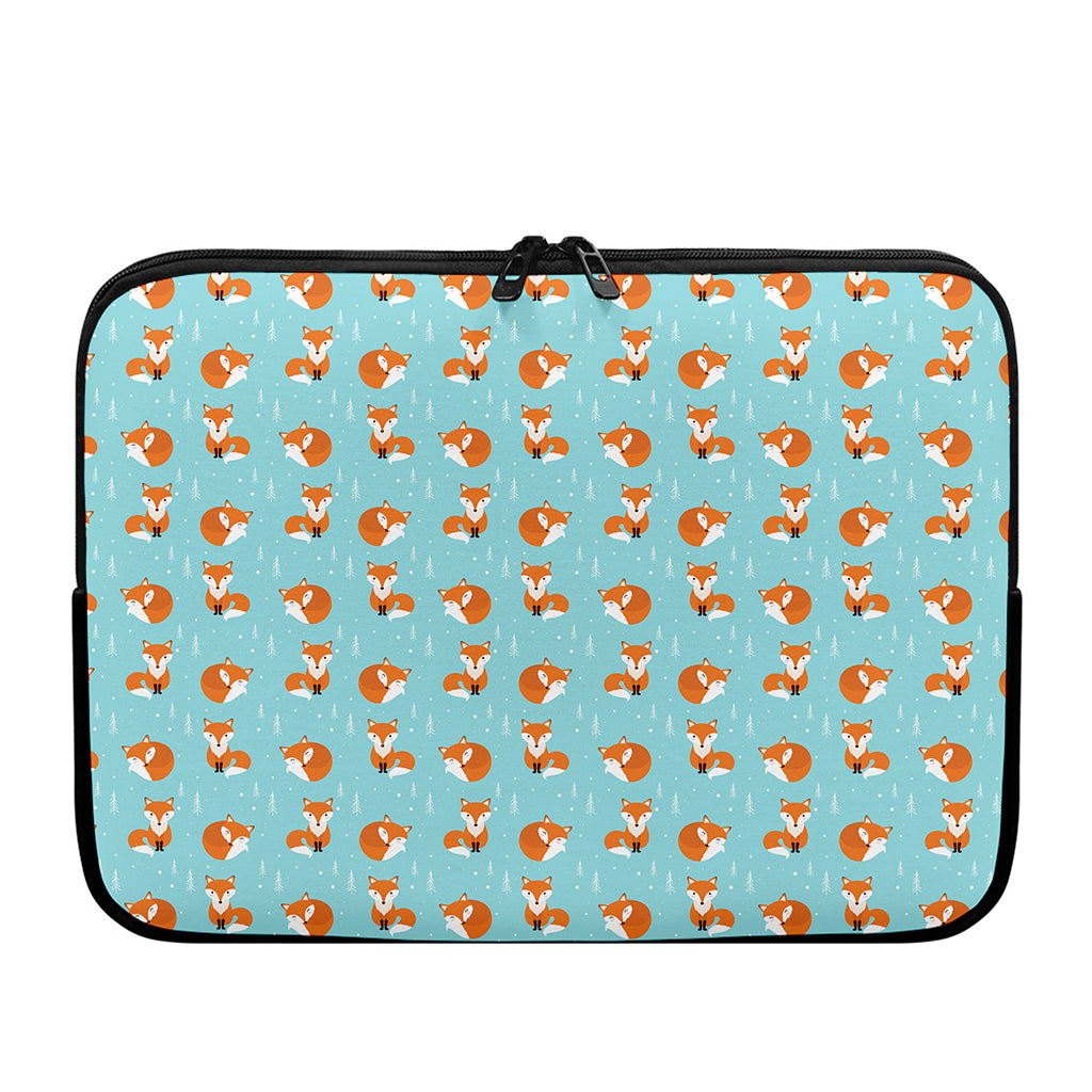 Winter Fox Pattern Print Laptop Sleeve