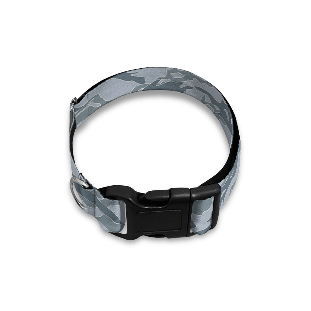 Winter Tiger Stripe Camo Pattern Print Dog Collar