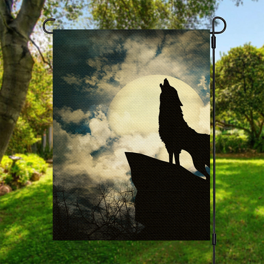 Wolf Howling At The Full Moon Print Garden Flag