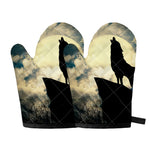 Wolf Howling At The Full Moon Print Oven Mitts