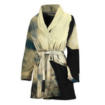 Wolf Howling At The Full Moon Print Women's Bathrobe