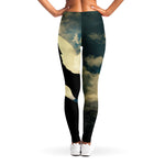 Wolf Howling At The Full Moon Print Women's Leggings