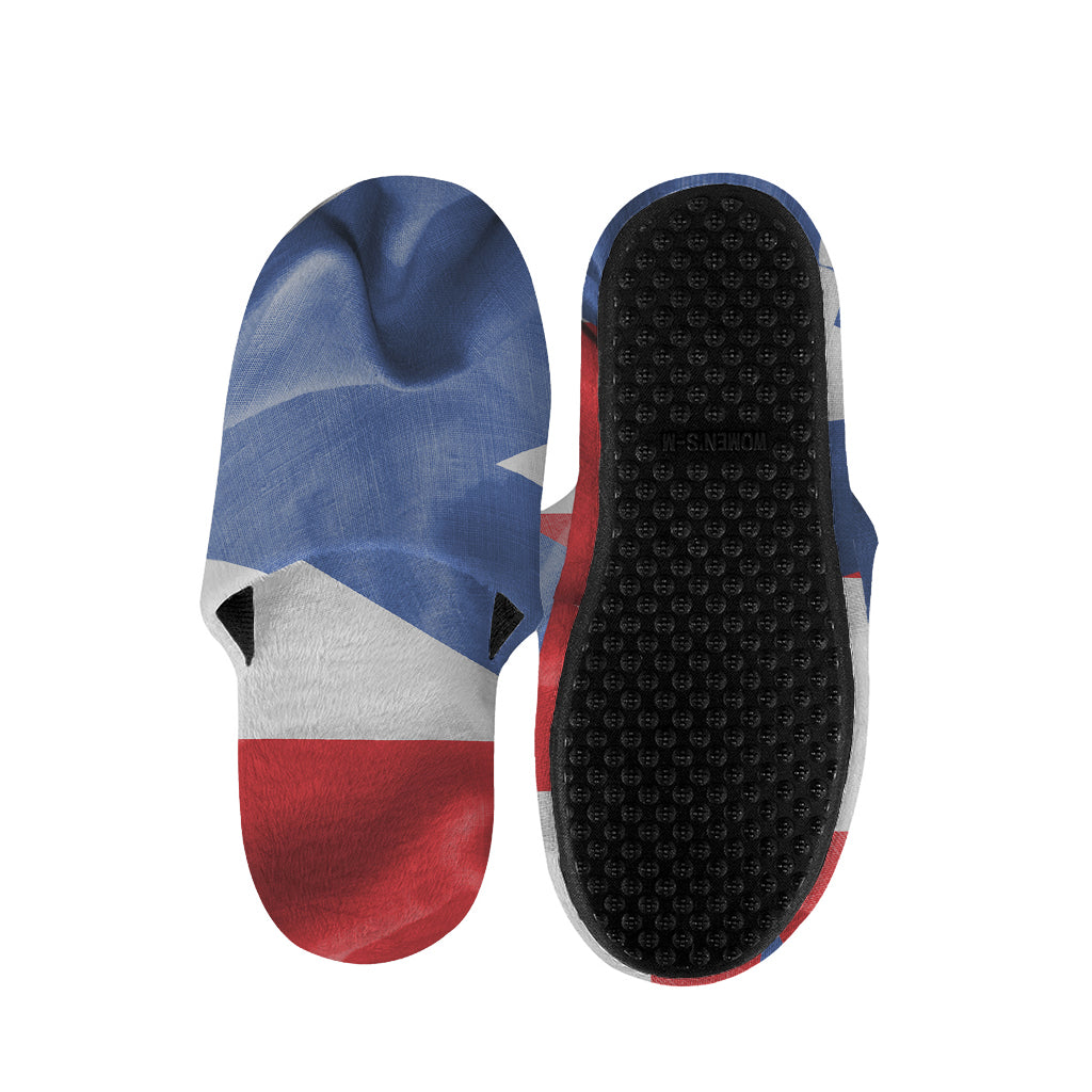 Wrinkled Puerto Rican Flag Print Slippers