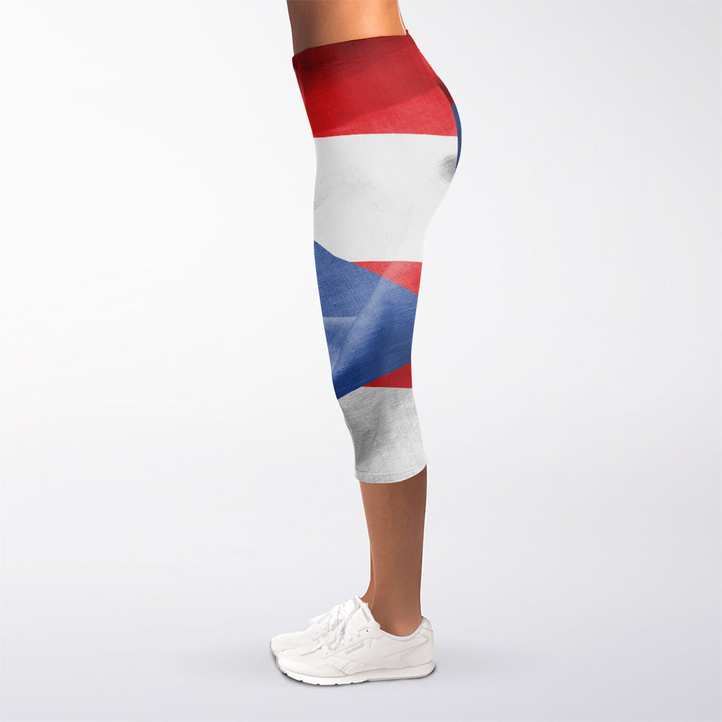 Wrinkled Puerto Rican Flag Print Women's Capri Leggings