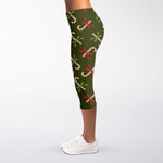 Xmas Candy Cane Pattern Print Women's Capri Leggings