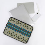 Xmas Penguin Pattern Print Laptop Sleeve
