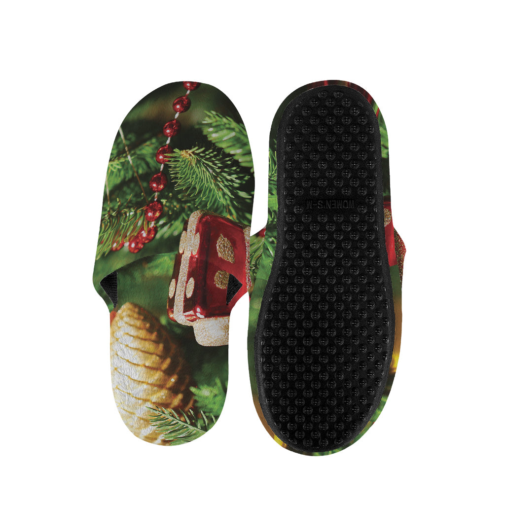 Xmas Tree Print Slippers