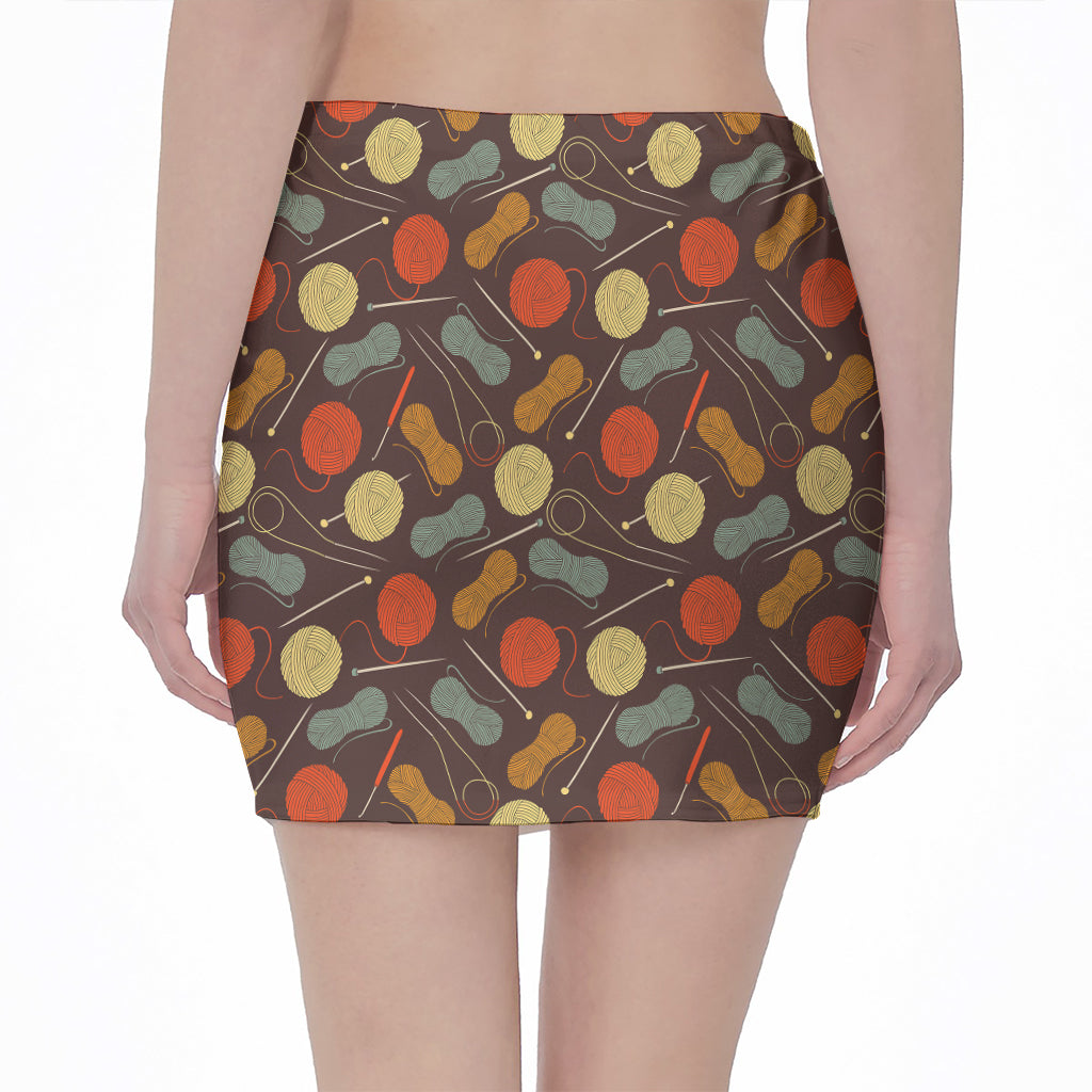 Yarn And Needle Pattern Print Pencil Mini Skirt