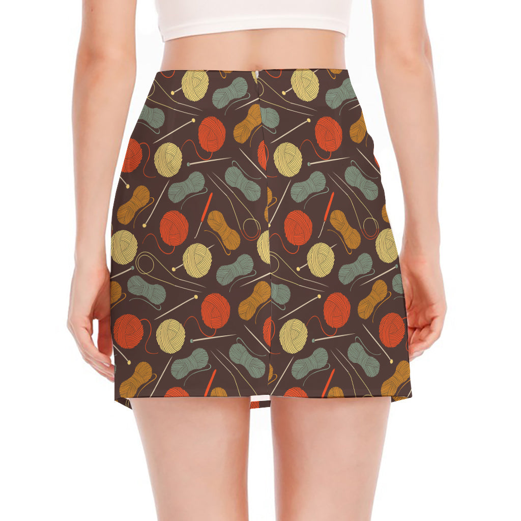 Yarn And Needle Pattern Print Side Slit Mini Skirt
