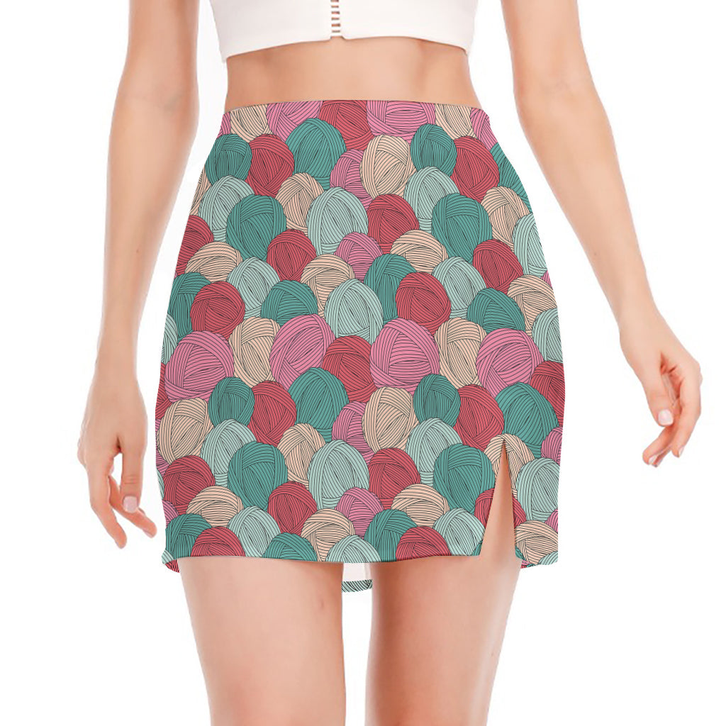 Yarn Balls Pattern Print Side Slit Mini Skirt