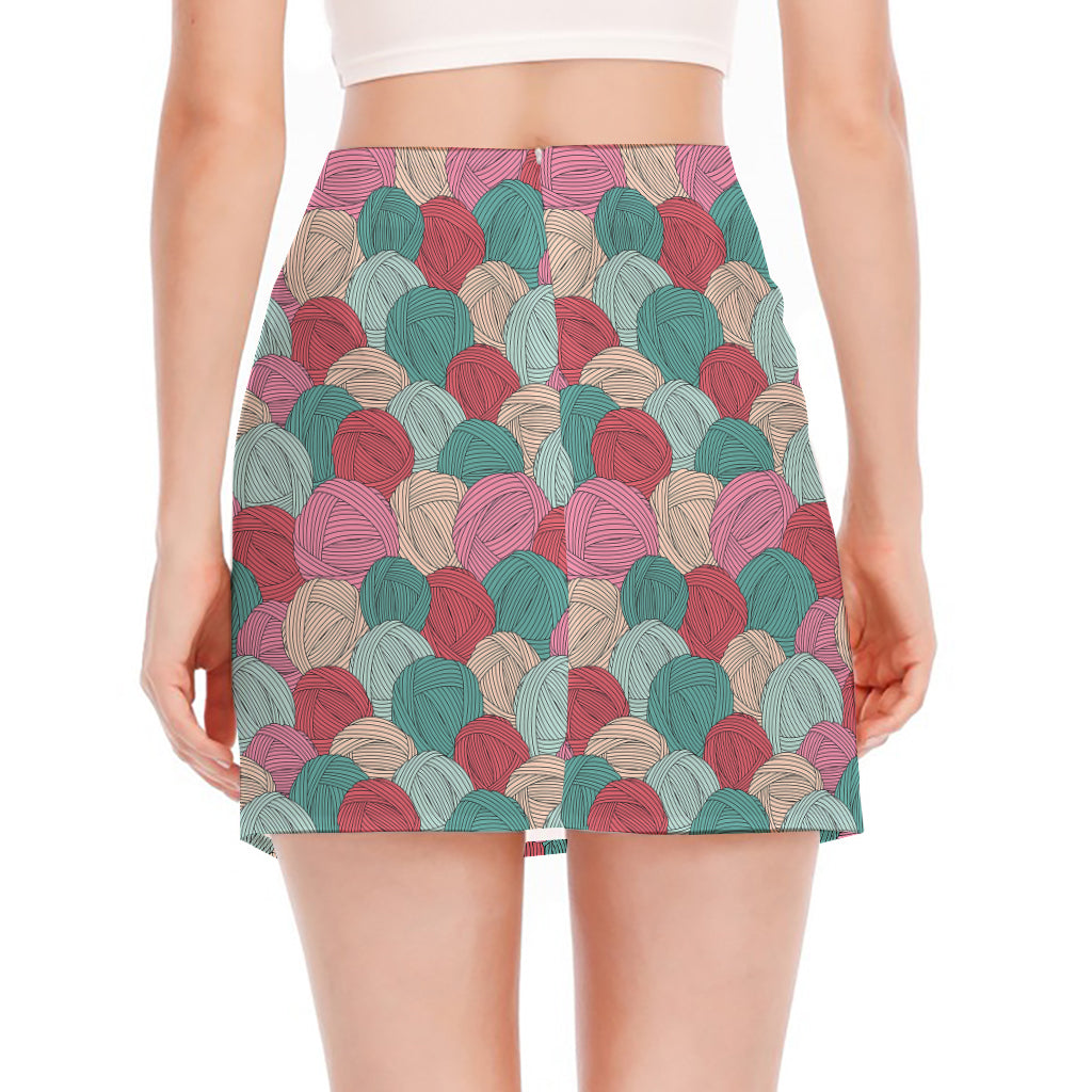 Yarn Balls Pattern Print Side Slit Mini Skirt
