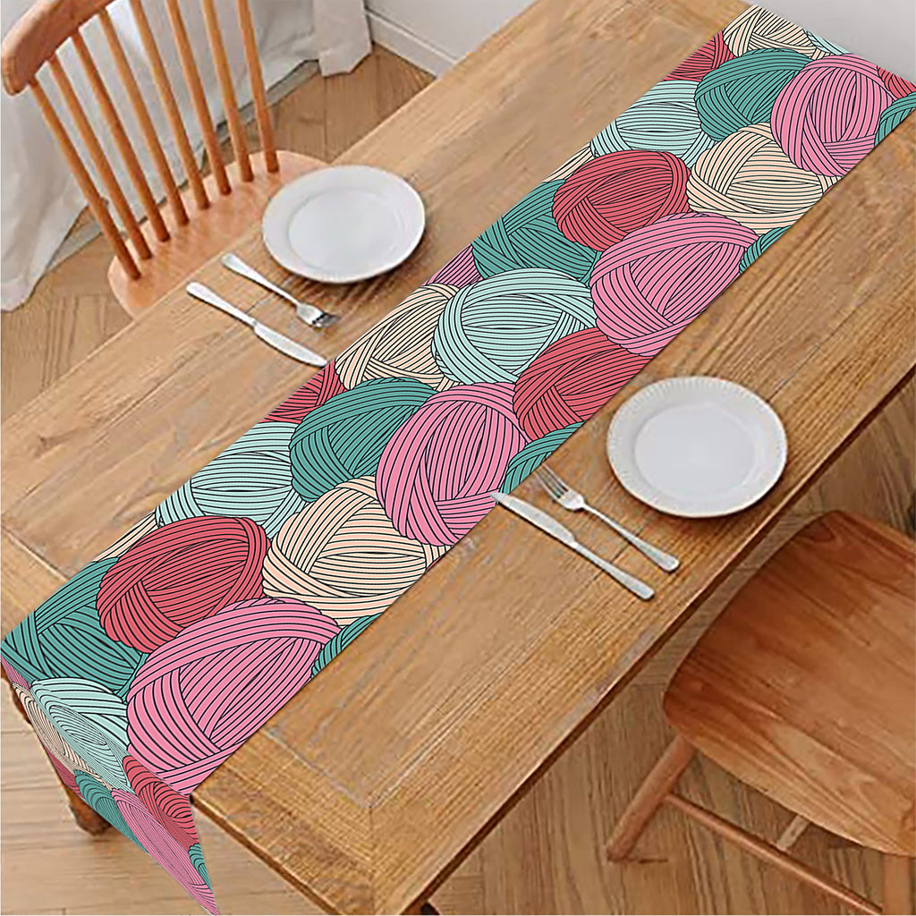 Yarn Balls Pattern Print Table Runner