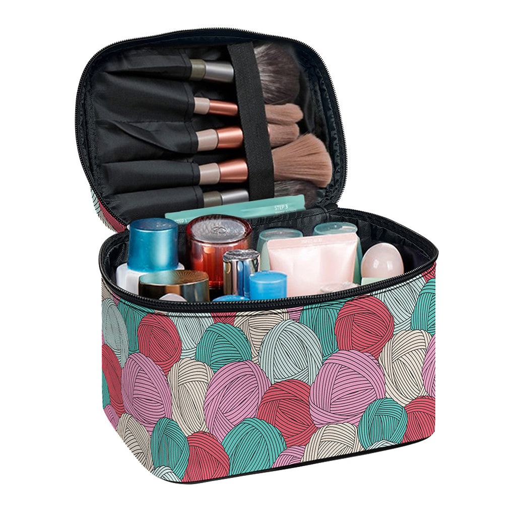 Yarn Balls Pattern Print Travel Makeup Bag