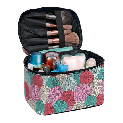 Yarn Balls Pattern Print Travel Makeup Bag