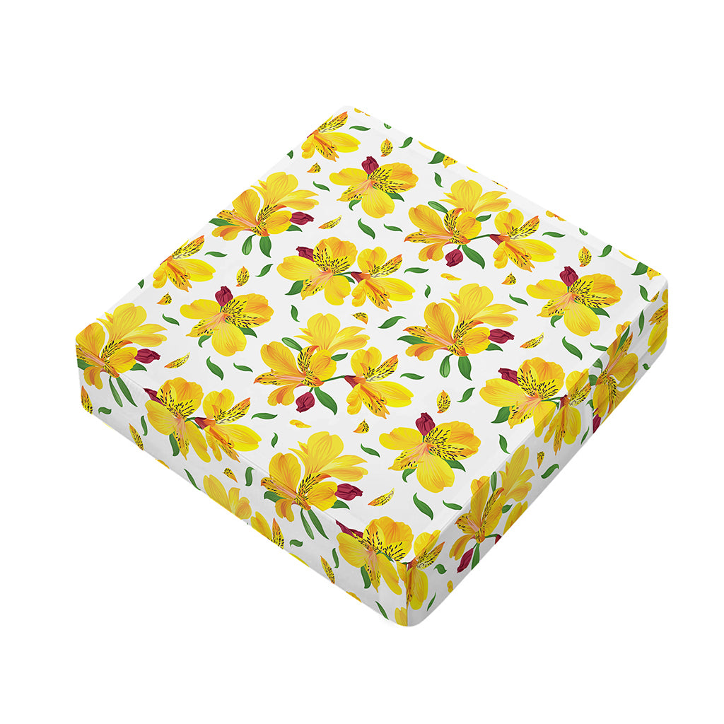 Yellow Alstroemeria Pattern Print Outdoor Seat Cushion Cover