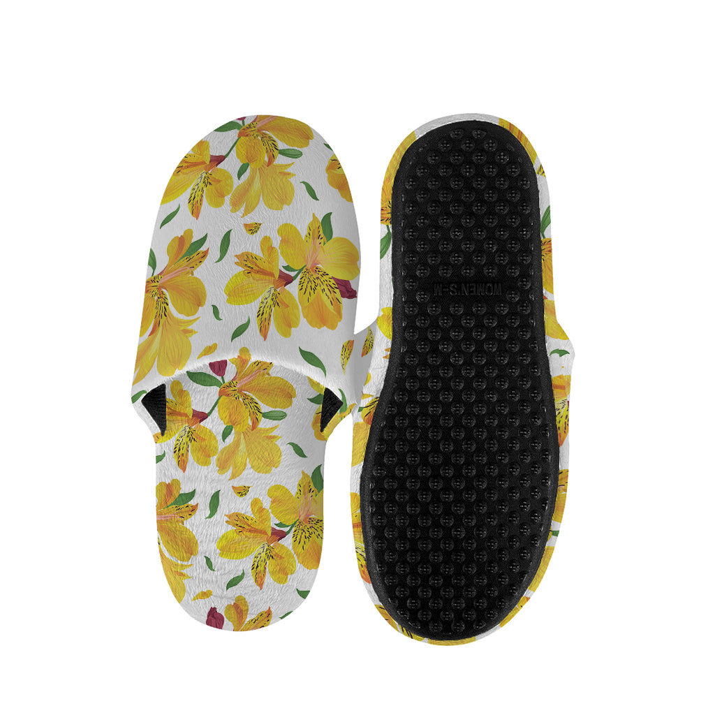 Yellow Alstroemeria Pattern Print Slippers