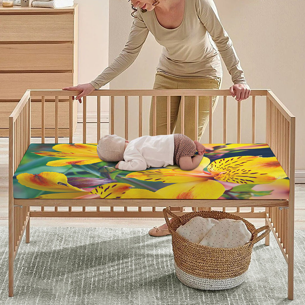 Yellow Alstroemeria Print Baby Crib Sheet