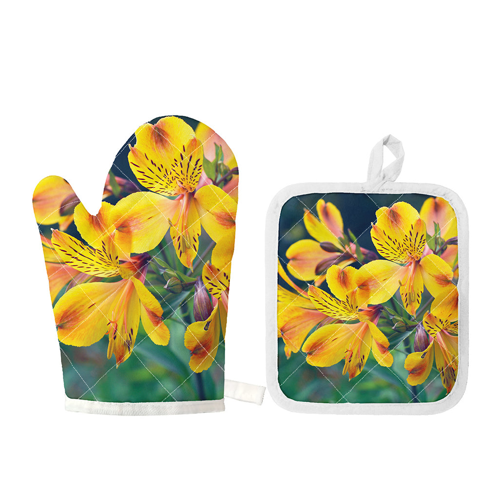 Yellow Alstroemeria Print Oven Mitt And Pot Holder Set