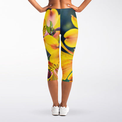 Yellow Alstroemeria Print Women's Capri Leggings