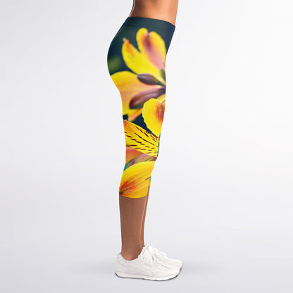 Yellow Alstroemeria Print Women's Capri Leggings