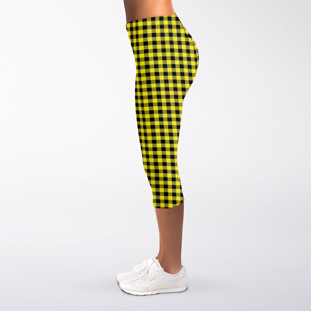 Yellow And Black Check Pattern Print Women's Capri Leggings