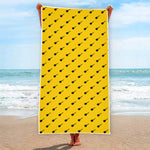 Yellow And Black Dart Pattern Print Beach Towel