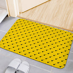 Yellow And Black Dart Pattern Print Indoor Door Mat