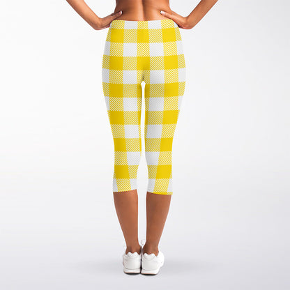 Yellow And White Buffalo Check Print Women's Capri Leggings