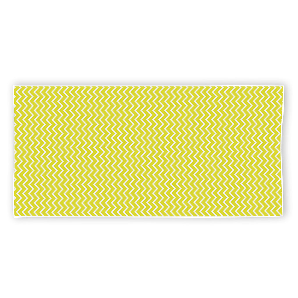 Yellow And White Zigzag Pattern Print Beach Towel