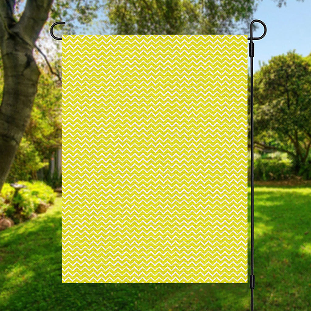 Yellow And White Zigzag Pattern Print Garden Flag