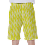 Yellow And White Zigzag Pattern Print Men's Beach Shorts
