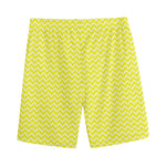 Yellow And White Zigzag Pattern Print Men's Sports Shorts