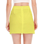 Yellow And White Zigzag Pattern Print Side Slit Mini Skirt
