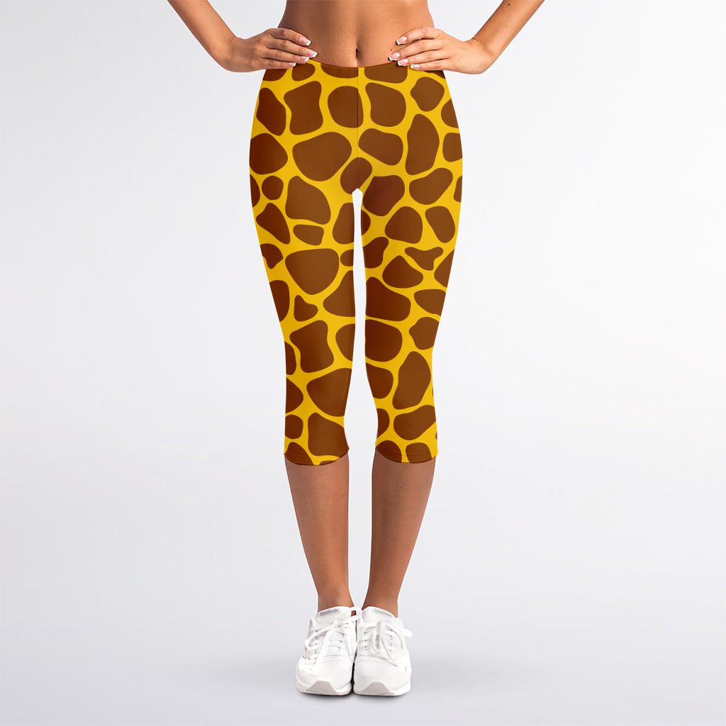 Yellow Brown Giraffe Pattern Print Women's Capri Leggings