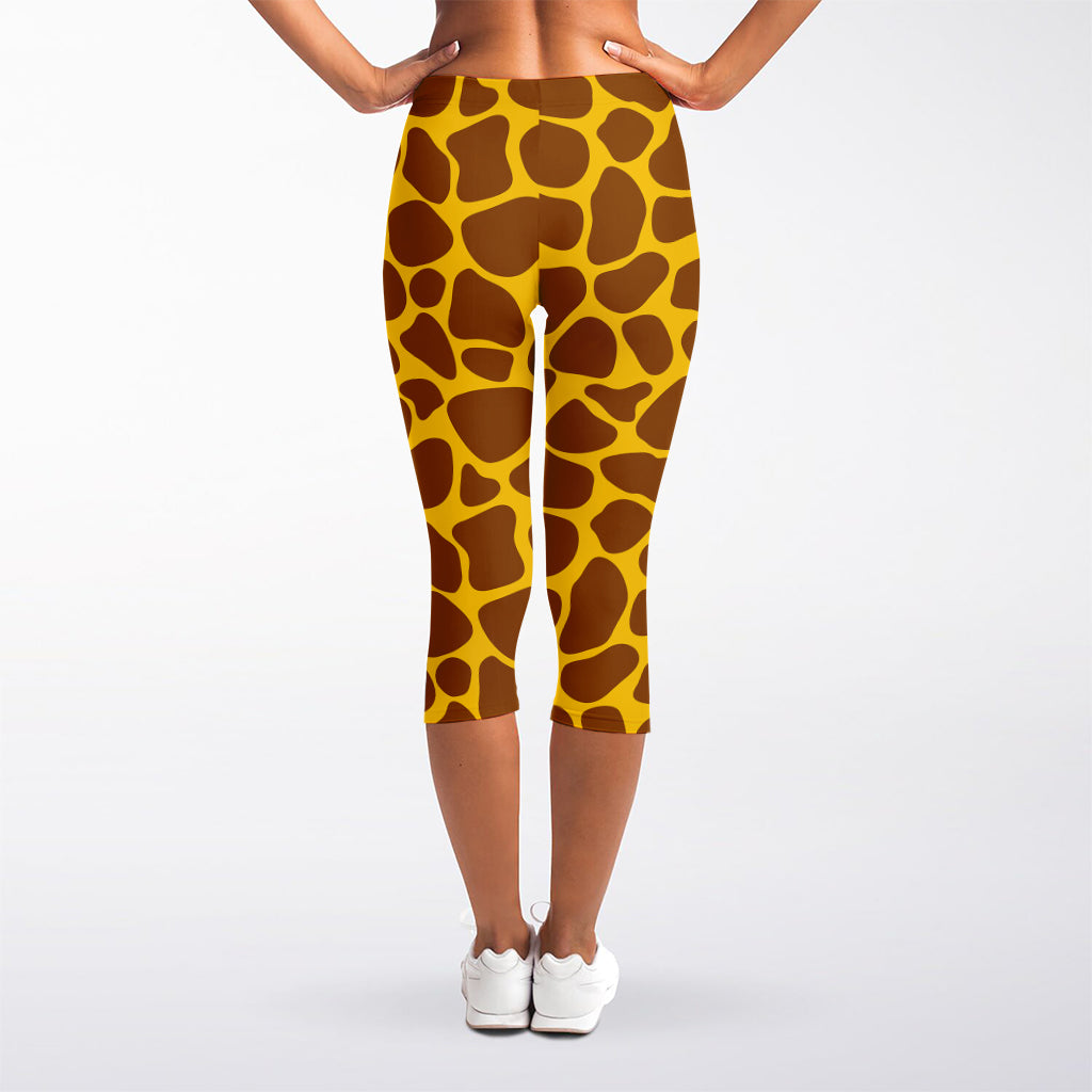 Yellow Brown Giraffe Pattern Print Women's Capri Leggings