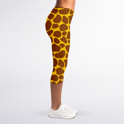 Yellow Brown Giraffe Pattern Print Women's Capri Leggings