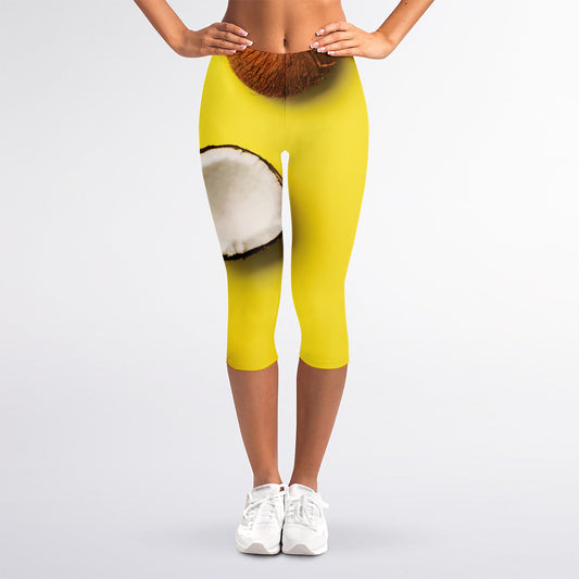 Yellow Coconut Pattern Print Women's Capri Leggings