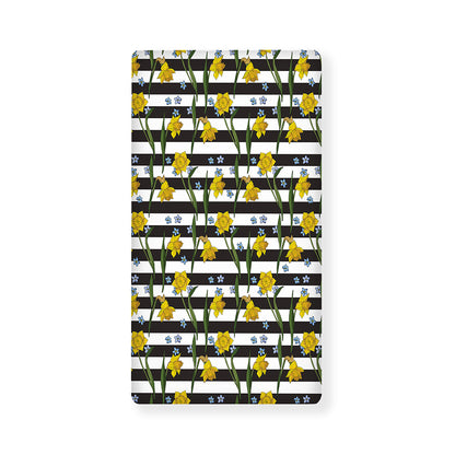 Yellow Daffodil Striped Pattern Print Baby Crib Sheet