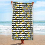 Yellow Daffodil Striped Pattern Print Beach Towel