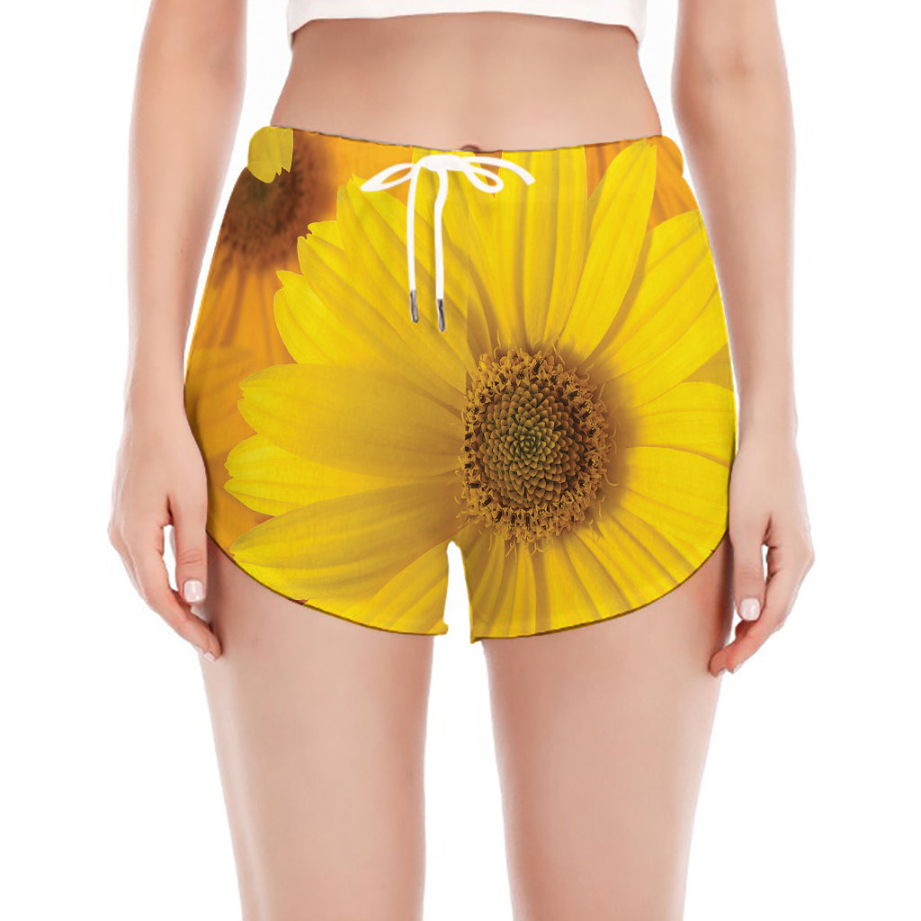 Yellow Daisy Flower Print Women's Split Running Shorts