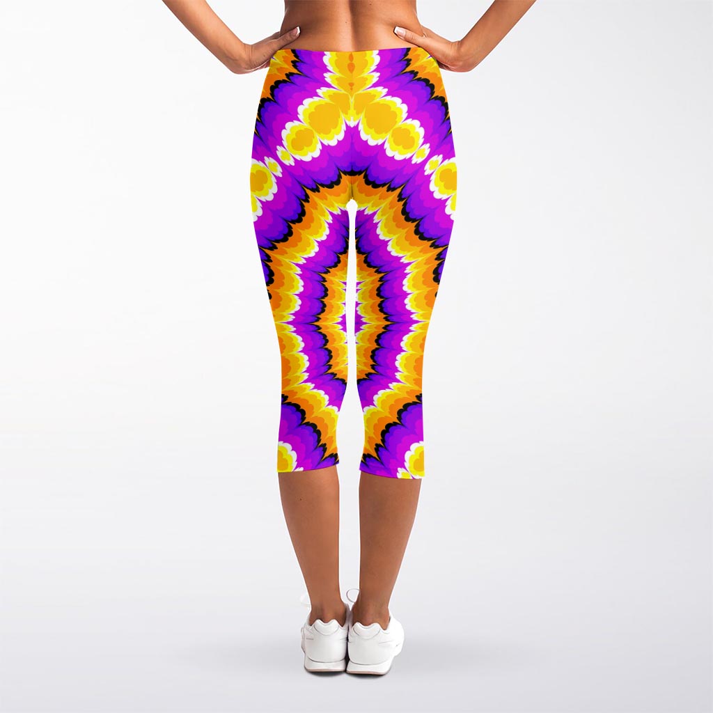 Yellow Explosion Moving Optical Illusion Women's Capri Leggings