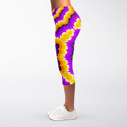 Yellow Explosion Moving Optical Illusion Women's Capri Leggings
