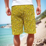 Yellow Geometric Banana Pattern Print Men's Cargo Shorts
