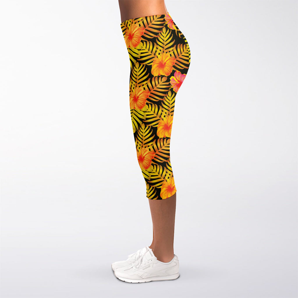 Yellow Hawaiian Tropical Pattern Print Women's Capri Leggings