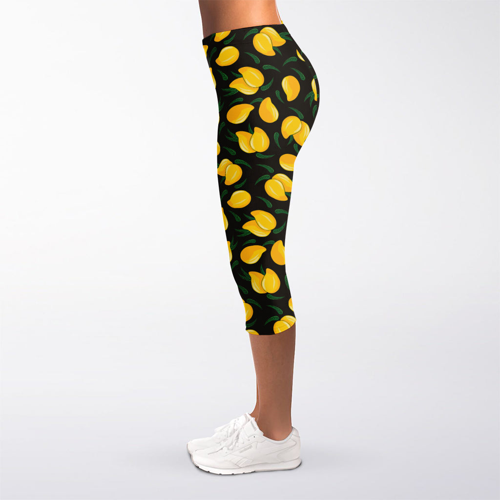Yellow Mango Fruit Pattern Print Women's Capri Leggings