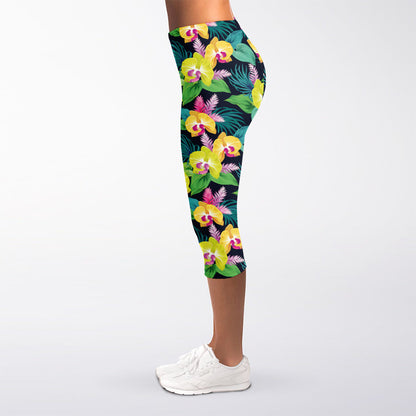 Yellow Orchid Pattern Print Women's Capri Leggings