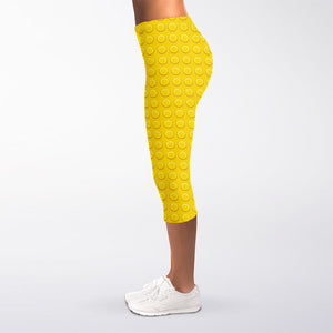 Yellow Plastic Building Blocks Print Women's Capri Leggings