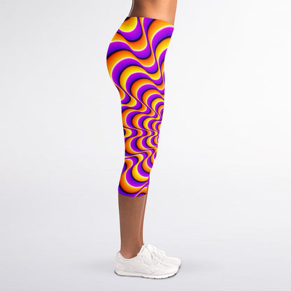 Yellow Splashing Moving Optical Illusion Women's Capri Leggings