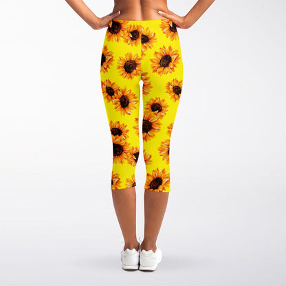 Yellow Sunflower Pattern Print Women's Capri Leggings