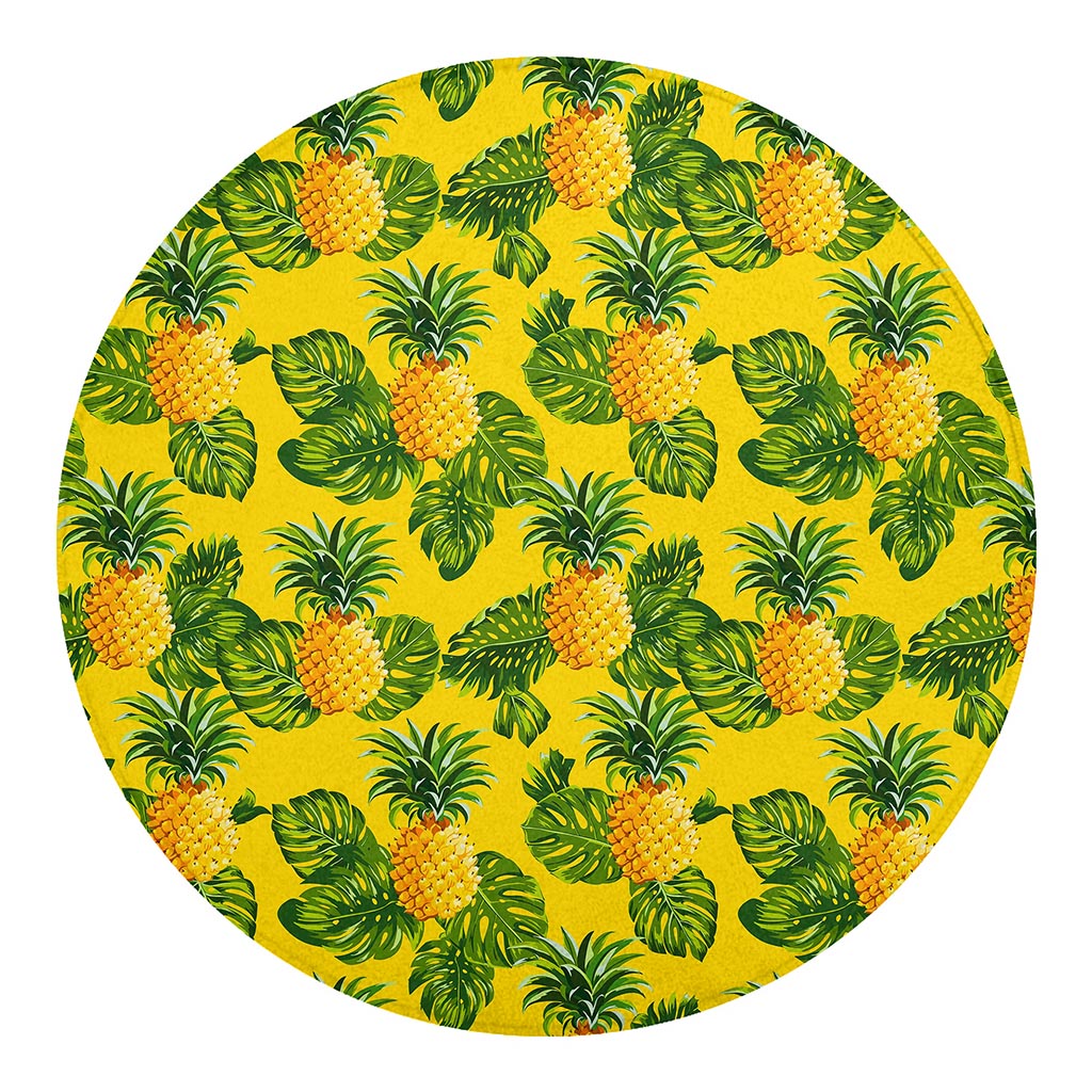 Yellow Tropical Pineapple Pattern Print Round Blanket